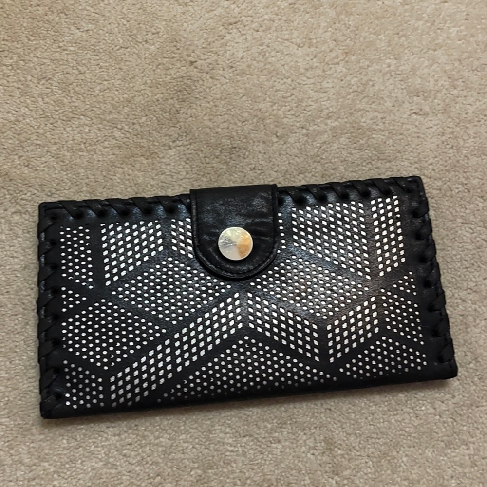 Liz Claiborne Wallet